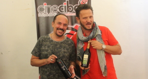 Enzo Salvi batte Maurizio Casagrande ai fornelli: grande successo per gli showcooking di Cinecibo festival.