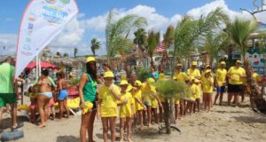 Fruit&salad on the beach in Sicilia per il gran finale