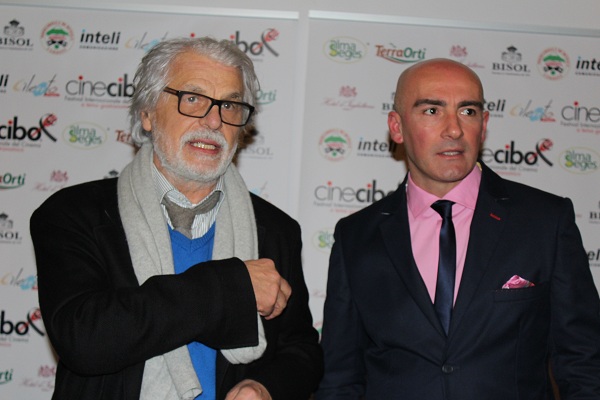 Michele Placido, presidente di Cinecibo, ci racconta del suo rapporto con il cibo mentre è al lavoro sulla serie tv Il Regno.